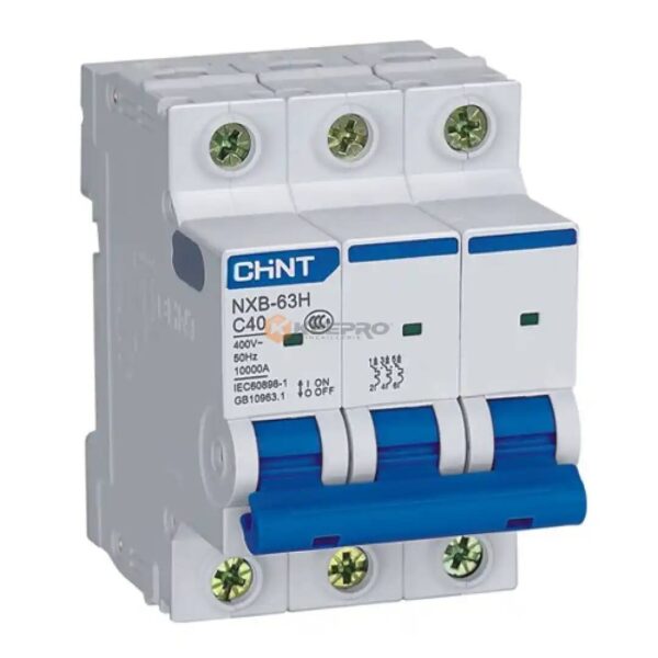 DISJONCTEUR TRIPOLAIRE 3P 40A CHINT